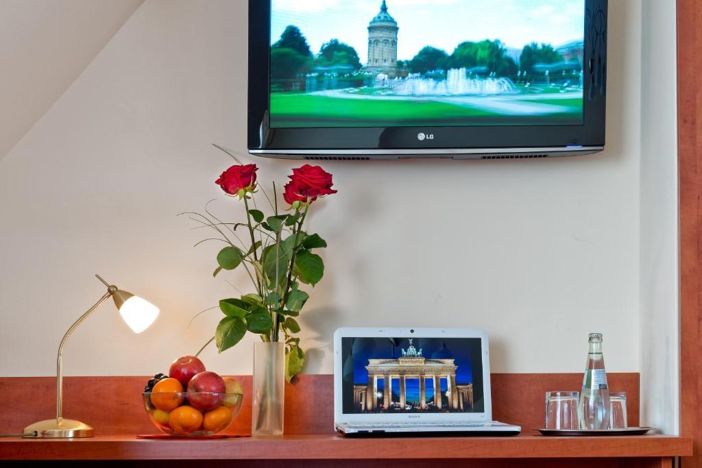Atlas Berlin Hotel Экстерьер фото