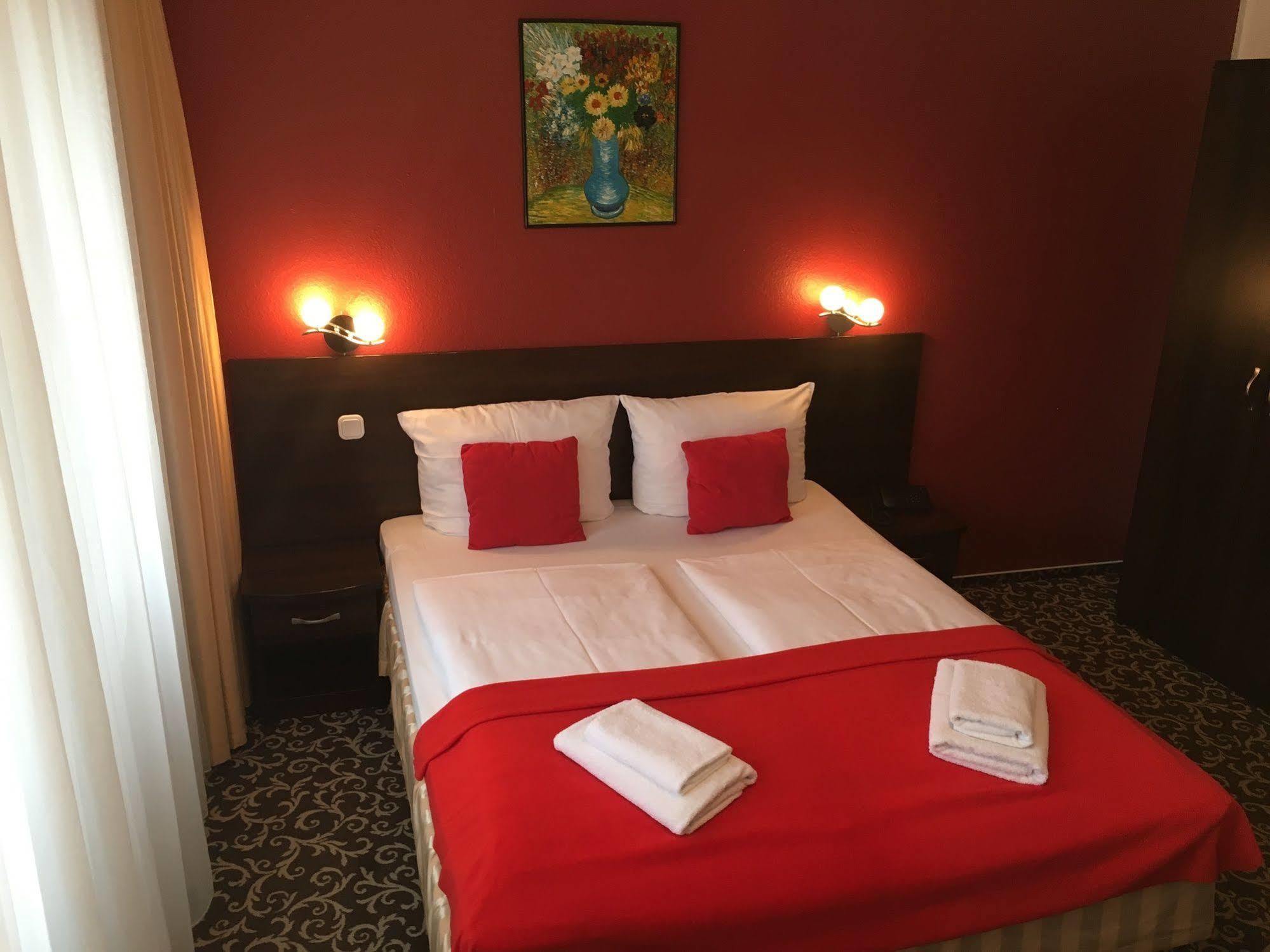 Atlas Berlin Hotel Экстерьер фото