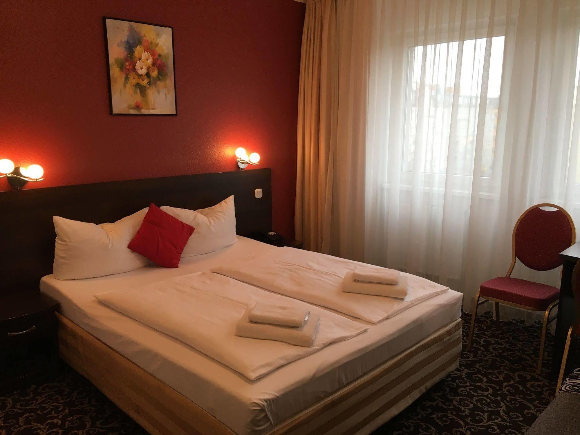 Atlas Berlin Hotel Экстерьер фото