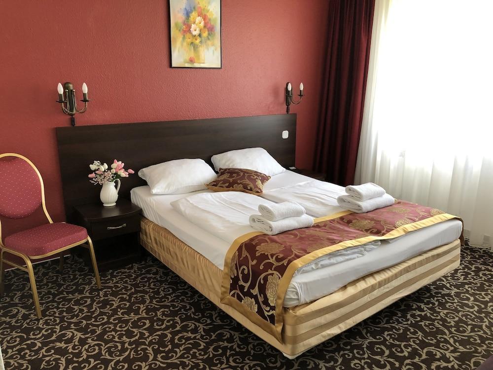 Atlas Berlin Hotel Экстерьер фото